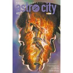 Astro City (2014-2017) La edad oscura 1: Hermanos y otros extraños